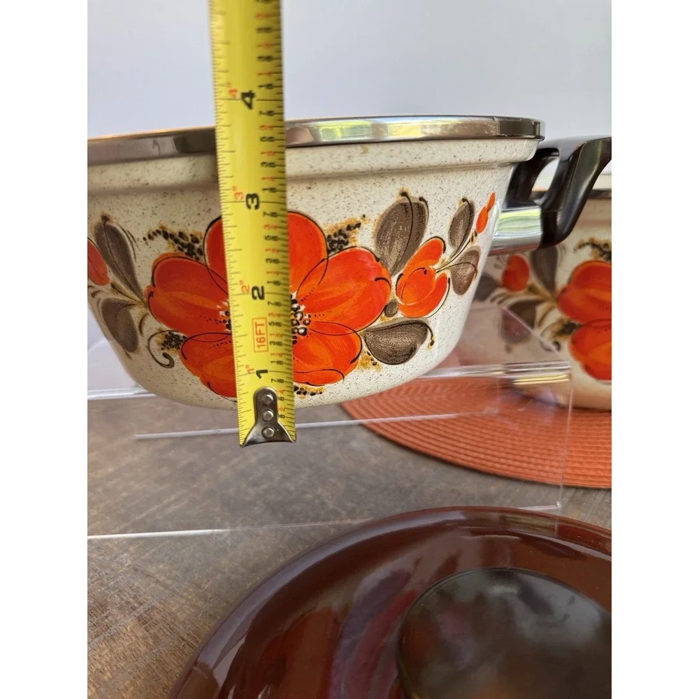 Vintage Sanko Show Ware  Enamel Orange Poppy Set Of 2 Stock Pot/ Dutch Oven